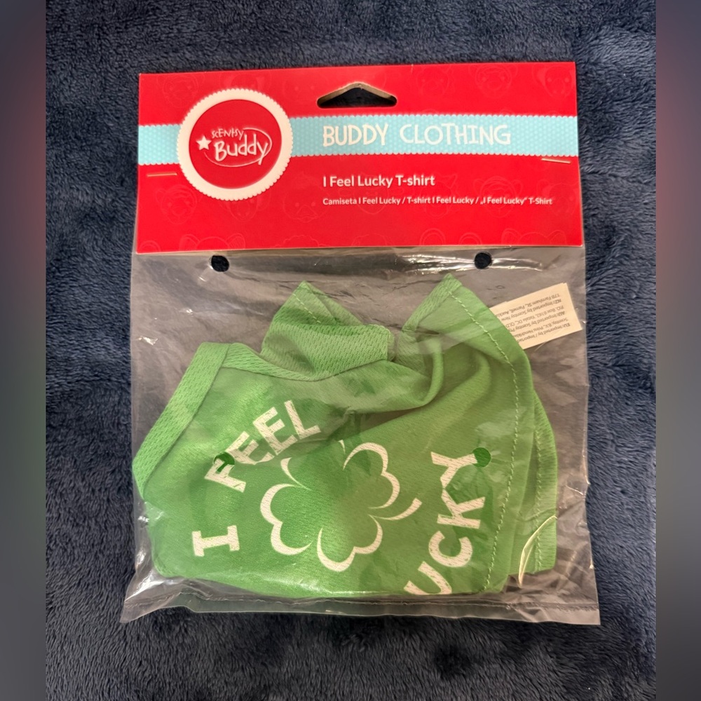 Scentsy buddy “I Feel Lucky” T-shirt